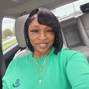 Meet your Posher, Lakeyia